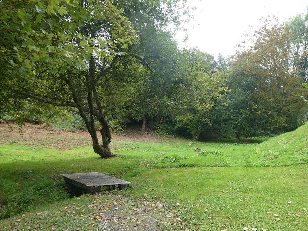 Maison à PONT-L&#039;EVEQUE