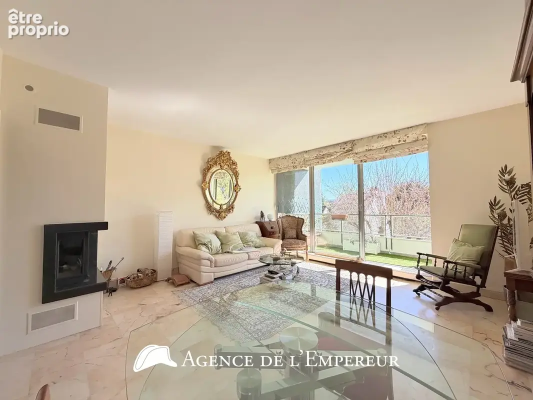 Appartement à RUEIL-MALMAISON