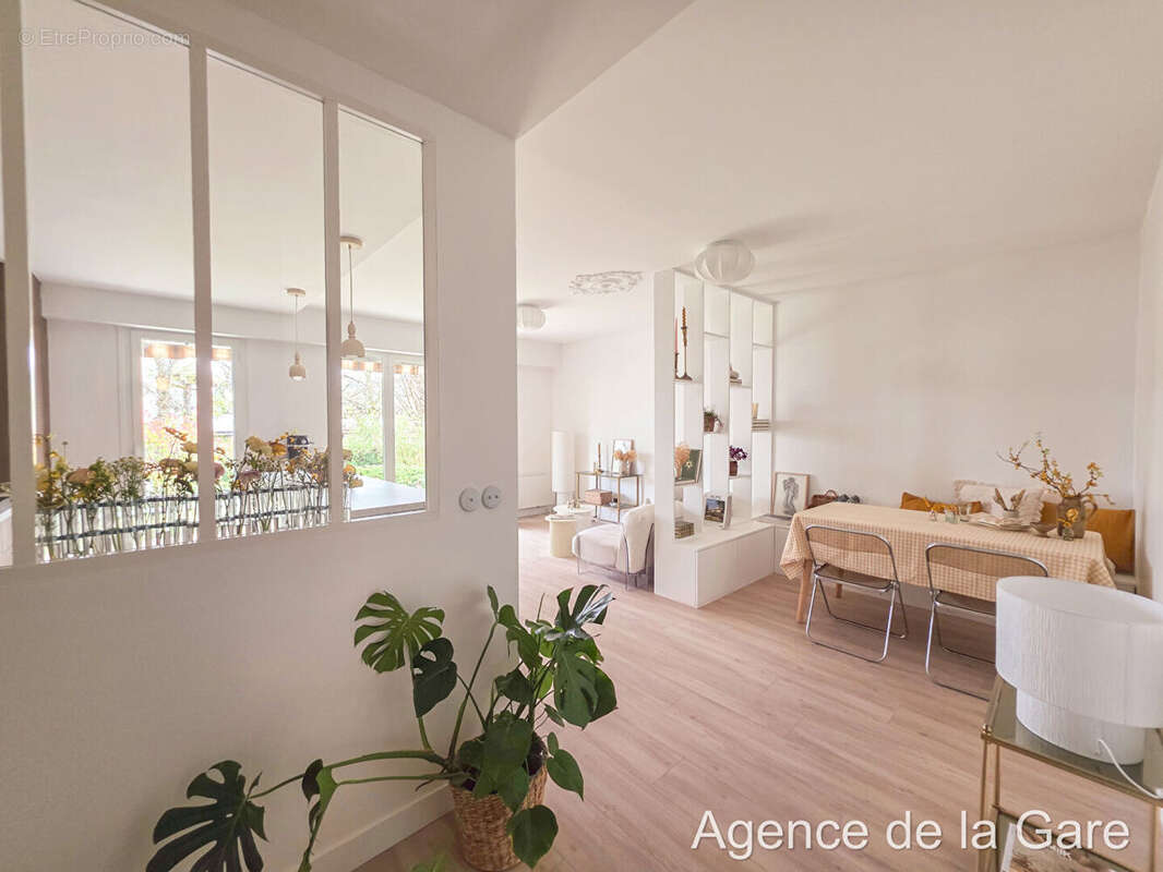 Appartement à MAISONS-LAFFITTE