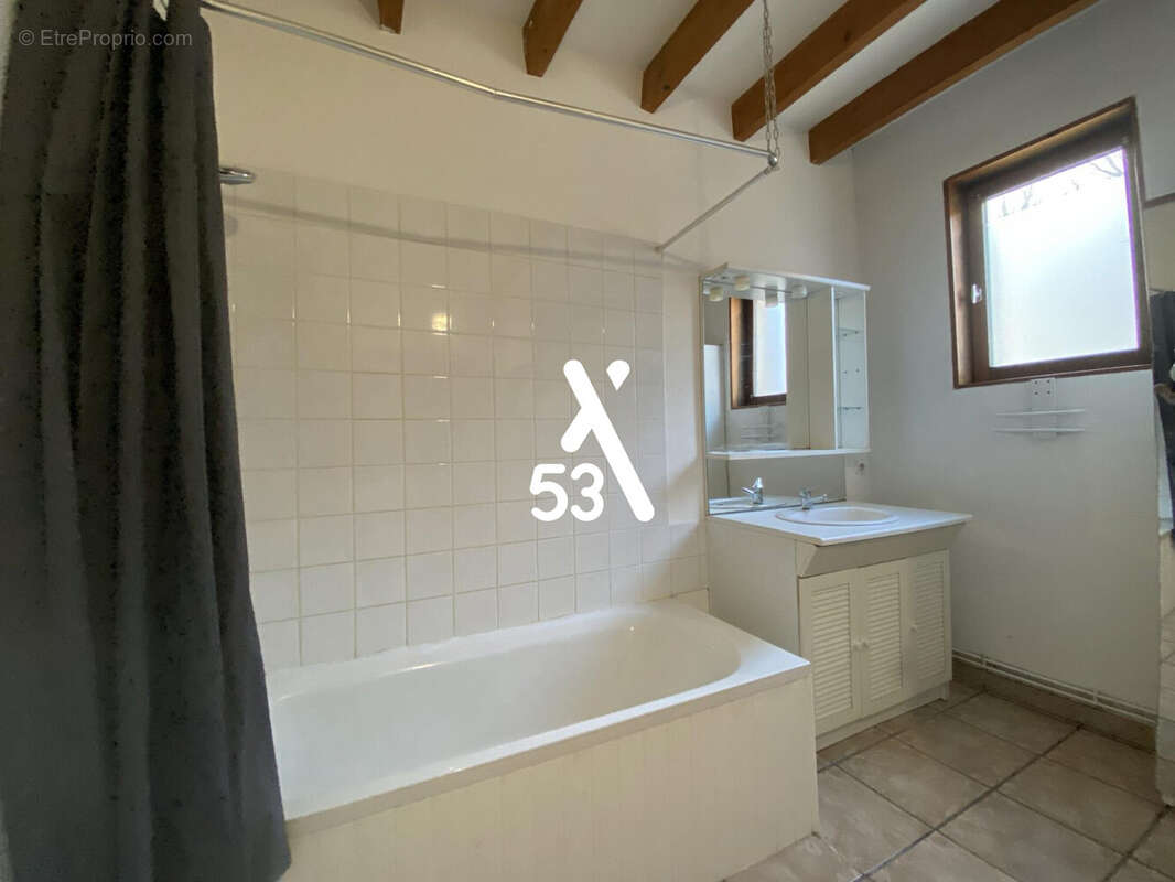 Maison à OUVE-WIRQUIN