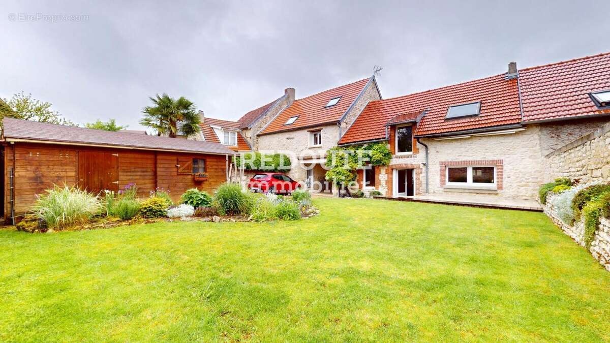 Maison familiale 200 m² avec grand séjour, jardin et garage – Courville (51170) - photo 2