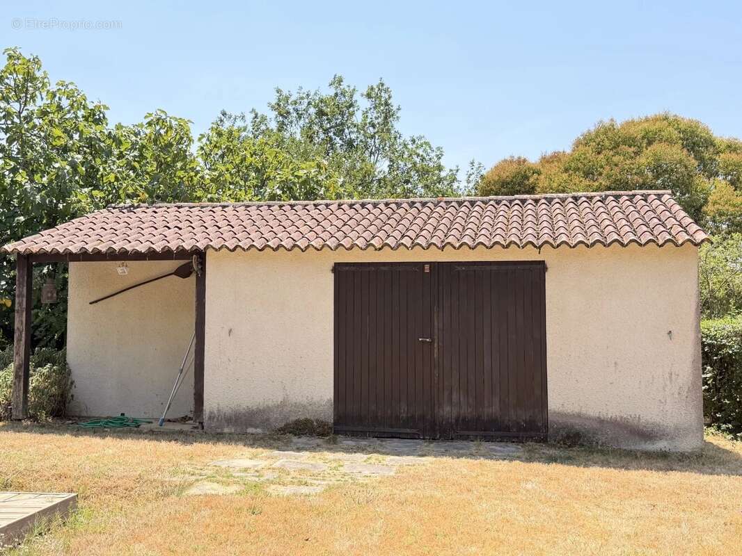 Ferme t4 de 162 m² avec piscine sur parc - photo 20
