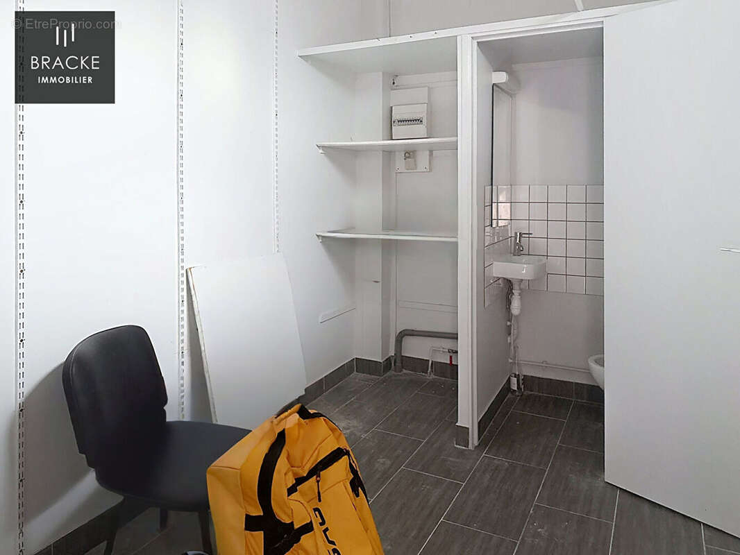 Commerce à ASNIERES-SUR-SEINE