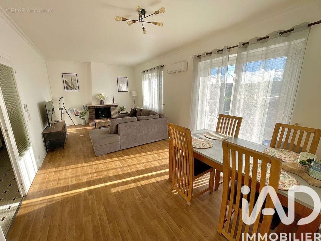 Photo 2 - Maison à LE BLANC