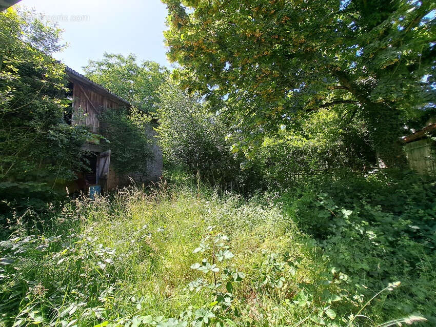 Maison à SAINT-ELOY-LES-MINES