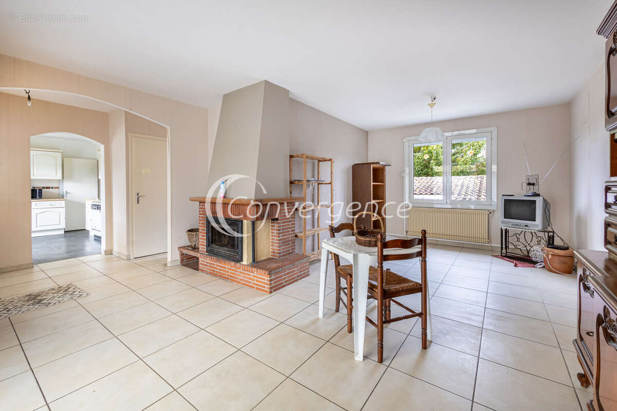 Maison à SAINT-BRICE-SUR-VIENNE