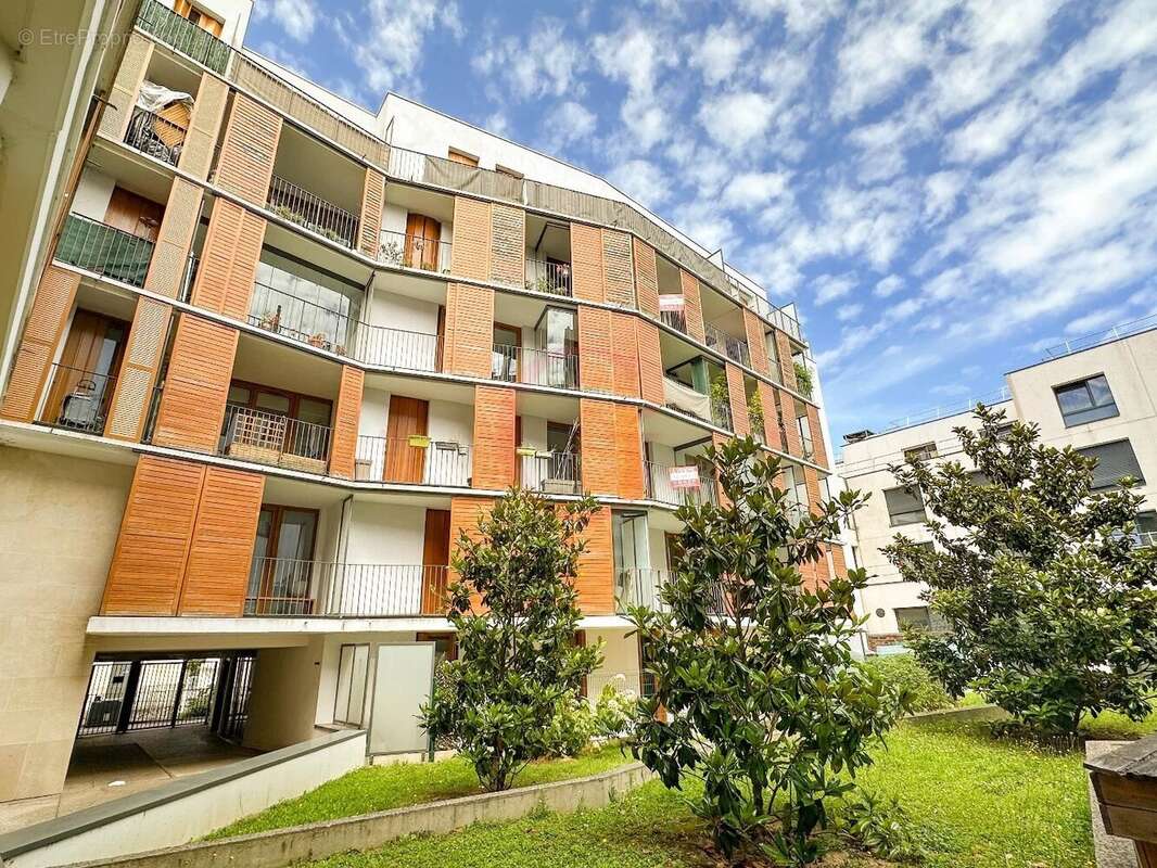 Appartement à BOURG-LA-REINE