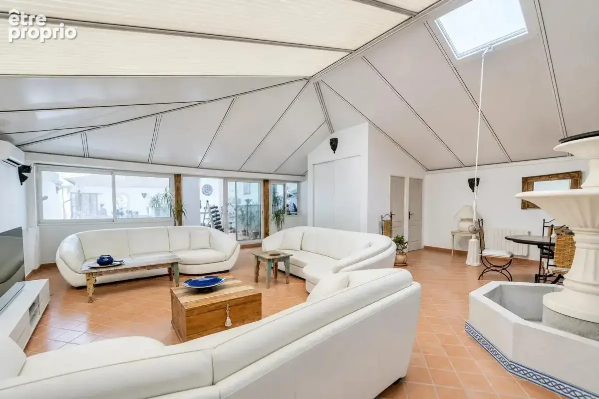 Maison d'exception de 307 m² avec piscine - photo 2