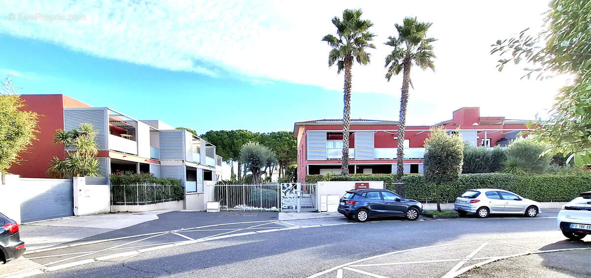 Appartement à MAUGUIO