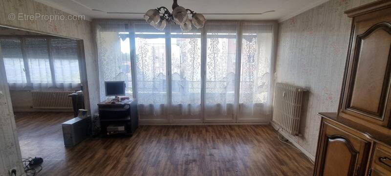 Appartement à CHENOVE