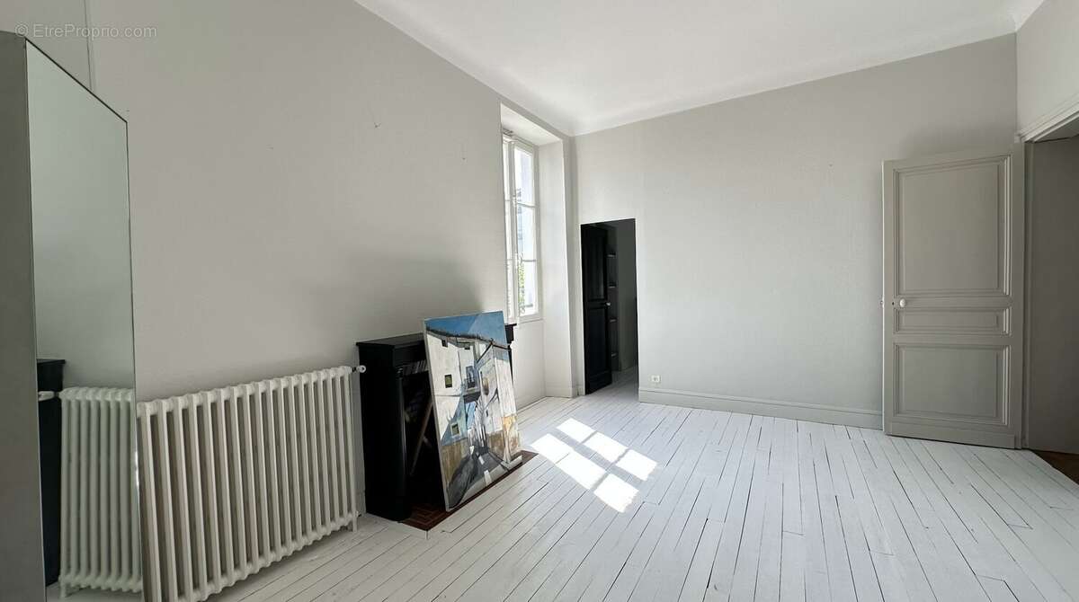 Maison de caractere de type t8 de 290 m2 sur une parcelle de 820 m2 - photo 11