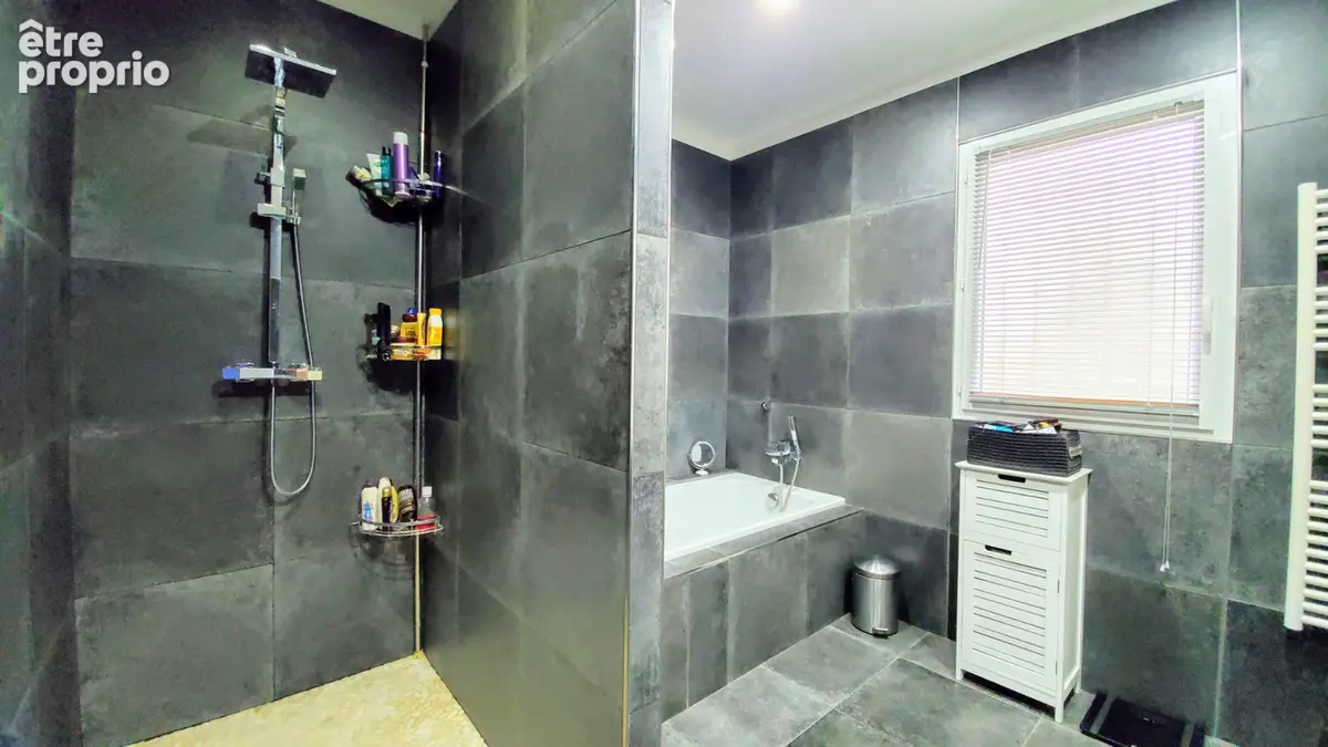 Villa Vaison-la-Romaine - 5 pièces - 136 m² - photo 10