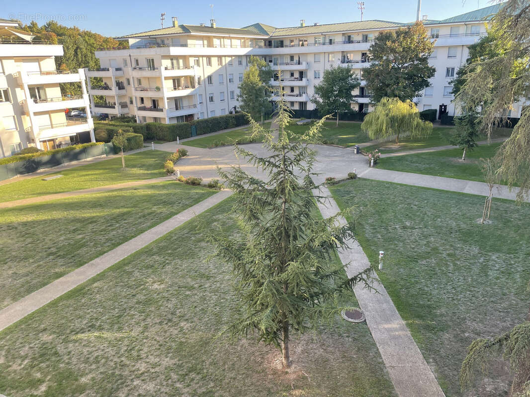 Appartement à SAINT-OUEN-L'AUMONE