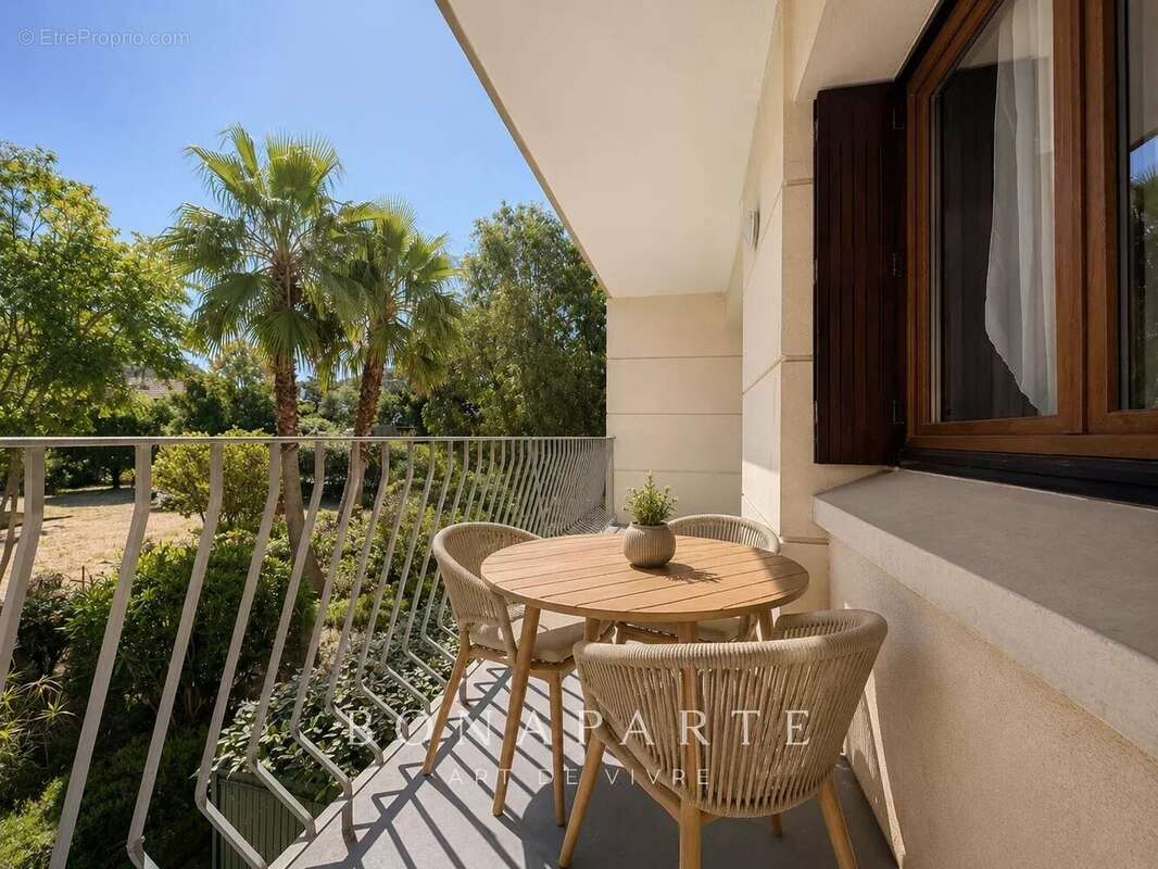 Appartement à SAINT-RAPHAEL