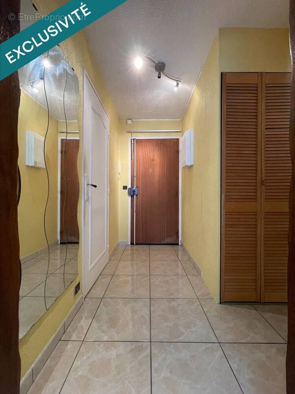 Photo 1 - Appartement à CHAMPS-SUR-MARNE