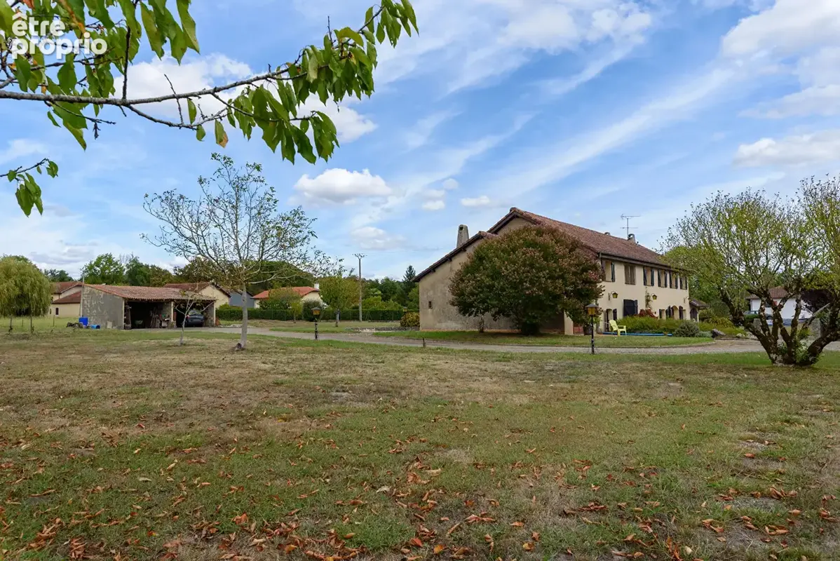 Maison 11 pièce(s) 333m2 - photo 18