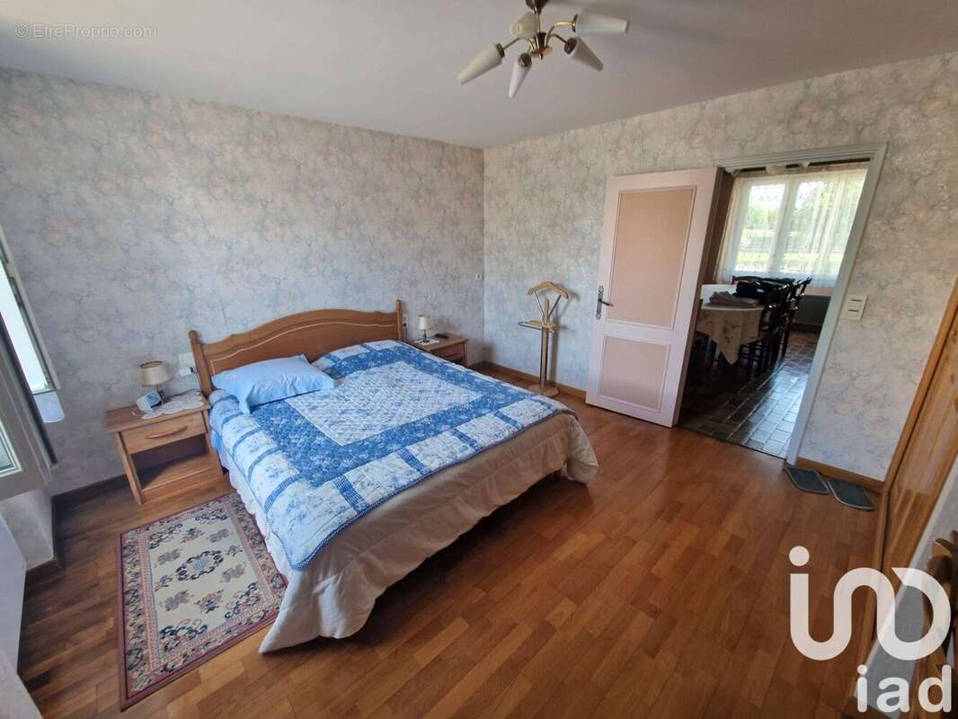 Photo 9 - Appartement à SAINT-JEAN-DE-LA-RUELLE