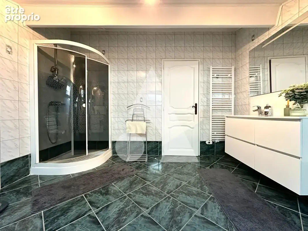 Maison Cahors 494m², 16 pièces, 8 chambres, piscine. - photo 8