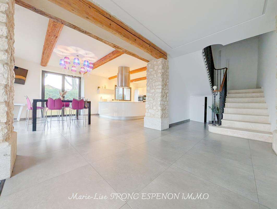 Maison 471 m² à Velleron  - photo 22