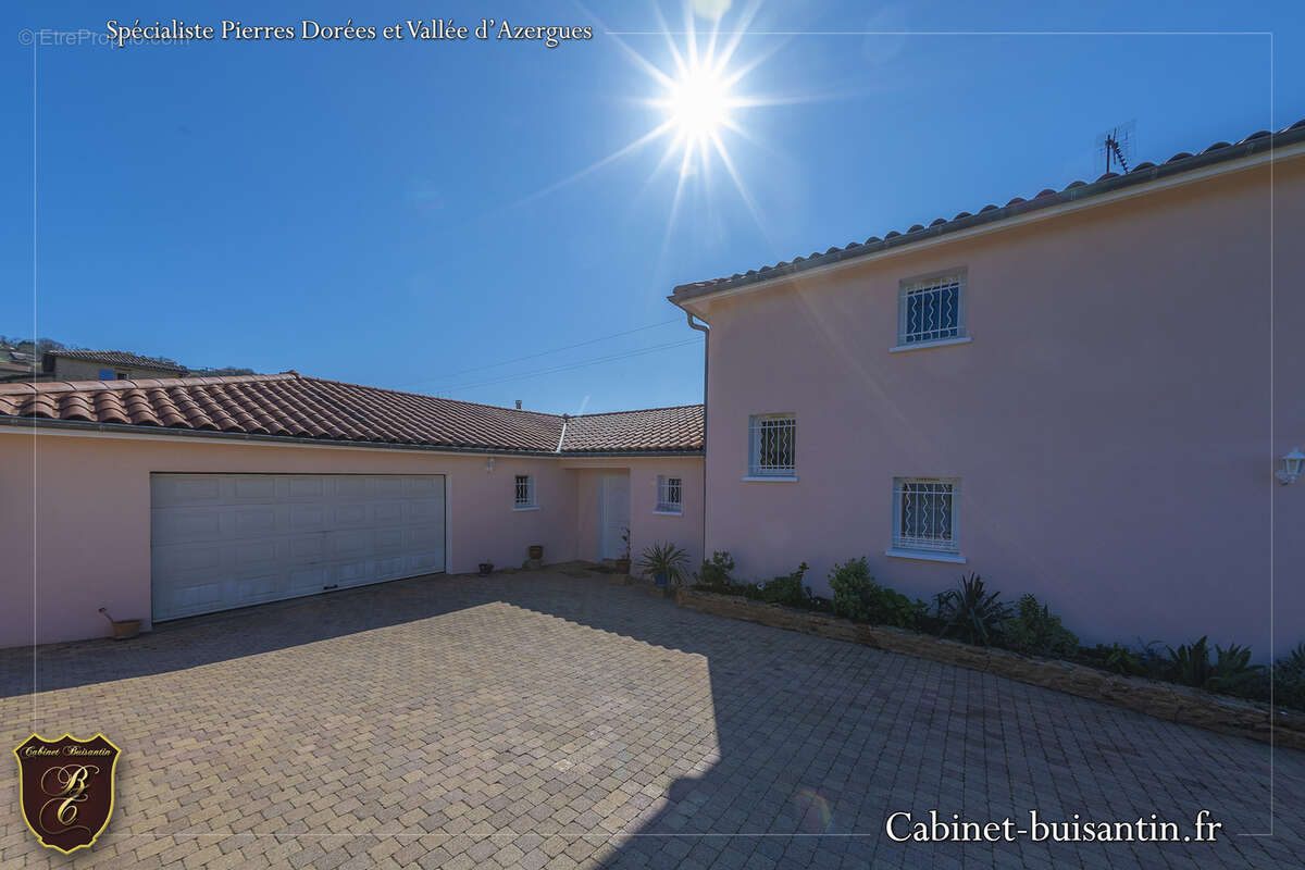 Maison à LE BOIS-D'OINGT