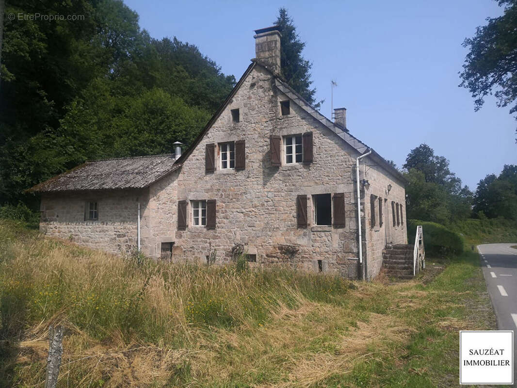 Maison à L'EGLISE-AUX-BOIS