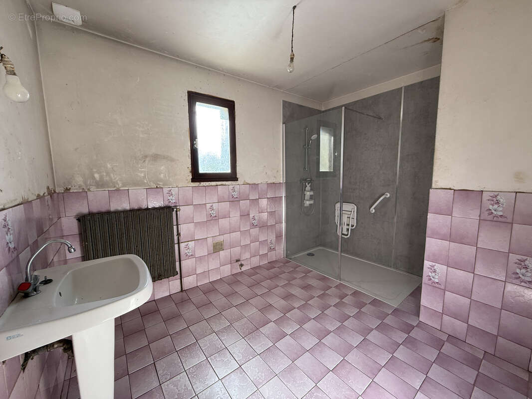 Maison à JUVIGNY-LE-TERTRE