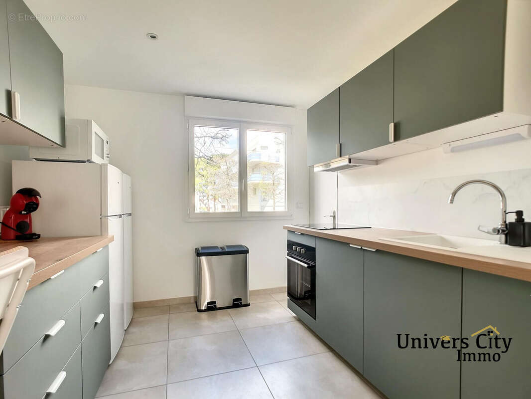 Appartement à REZE