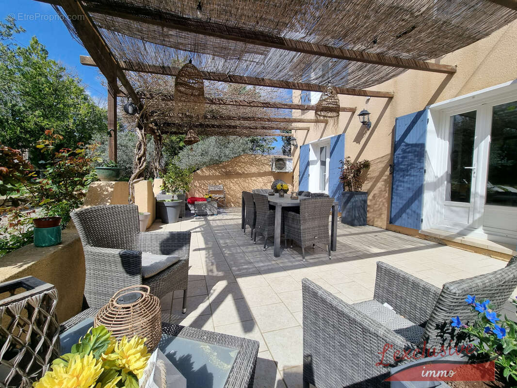 Maison à SAINT-JULIEN