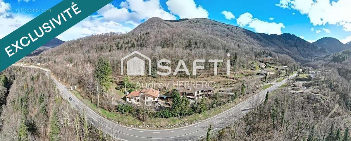 Photo 4 - Commerce à AX-LES-THERMES