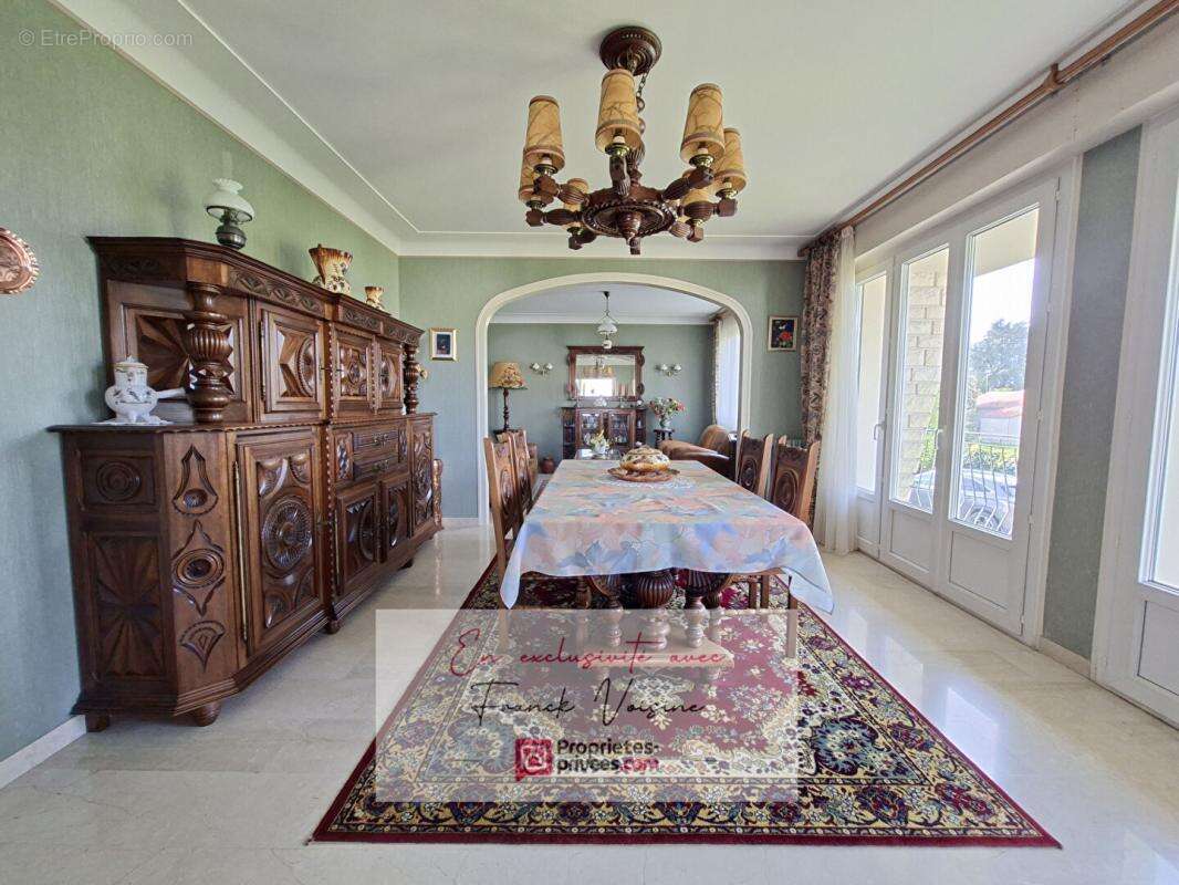 Maison à LES HERBIERS
