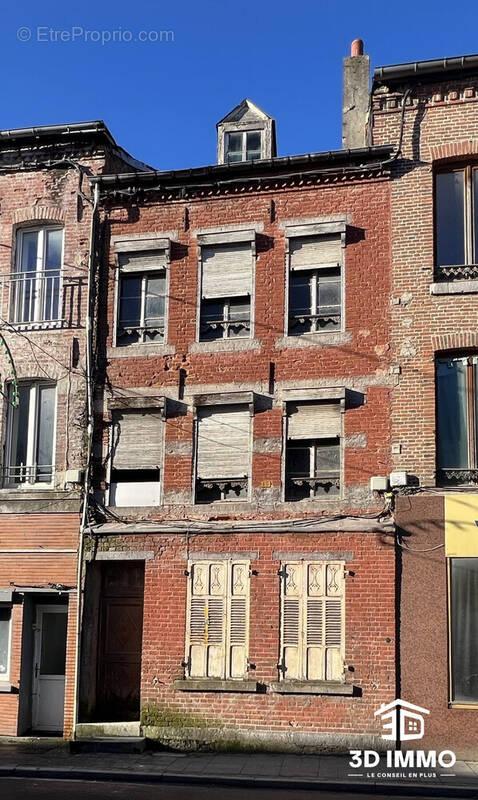 Appartement à AVESNES-SUR-HELPE