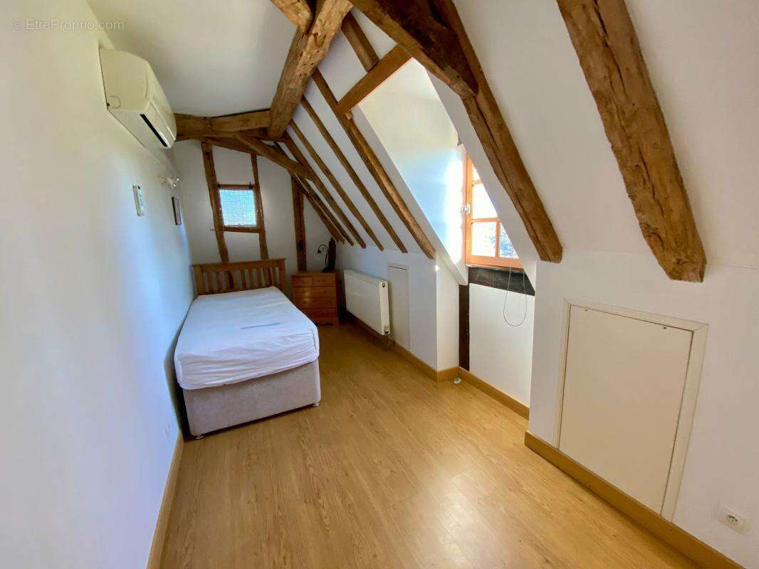 Belle maison en pierres avec piscine - photo 15