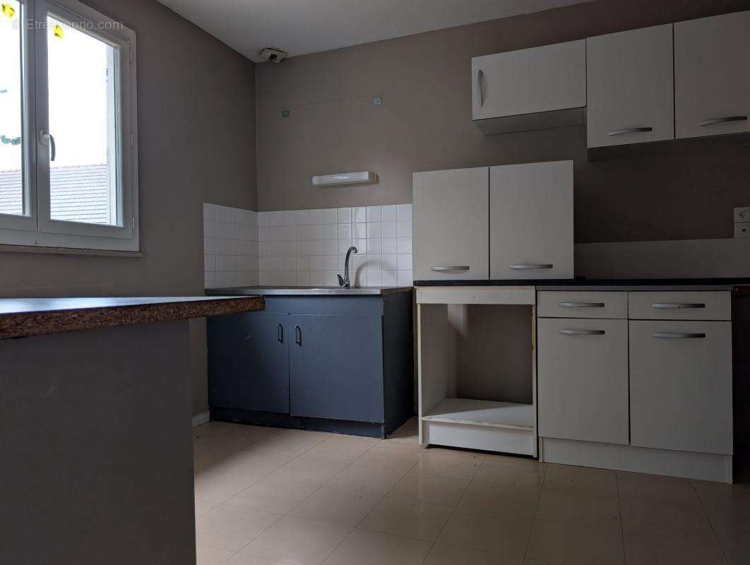 Maison à SAINT-POURCAIN-SUR-SIOULE