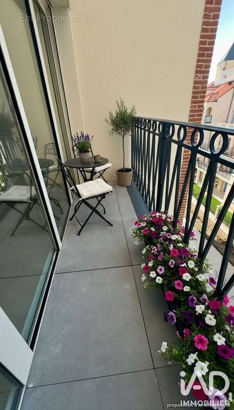Photo 9 - Appartement à LE PLESSIS-ROBINSON