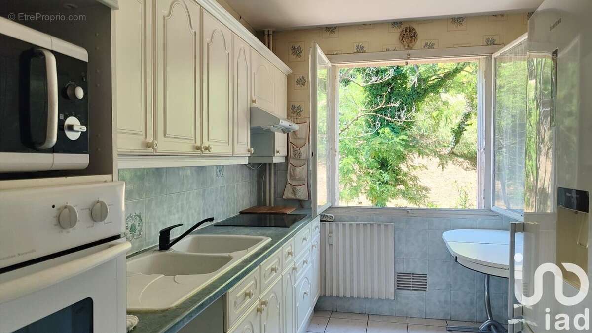 Photo 6 - Appartement à IRIGNY