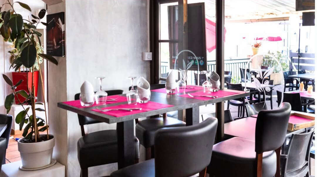 Commerce à SISTERON