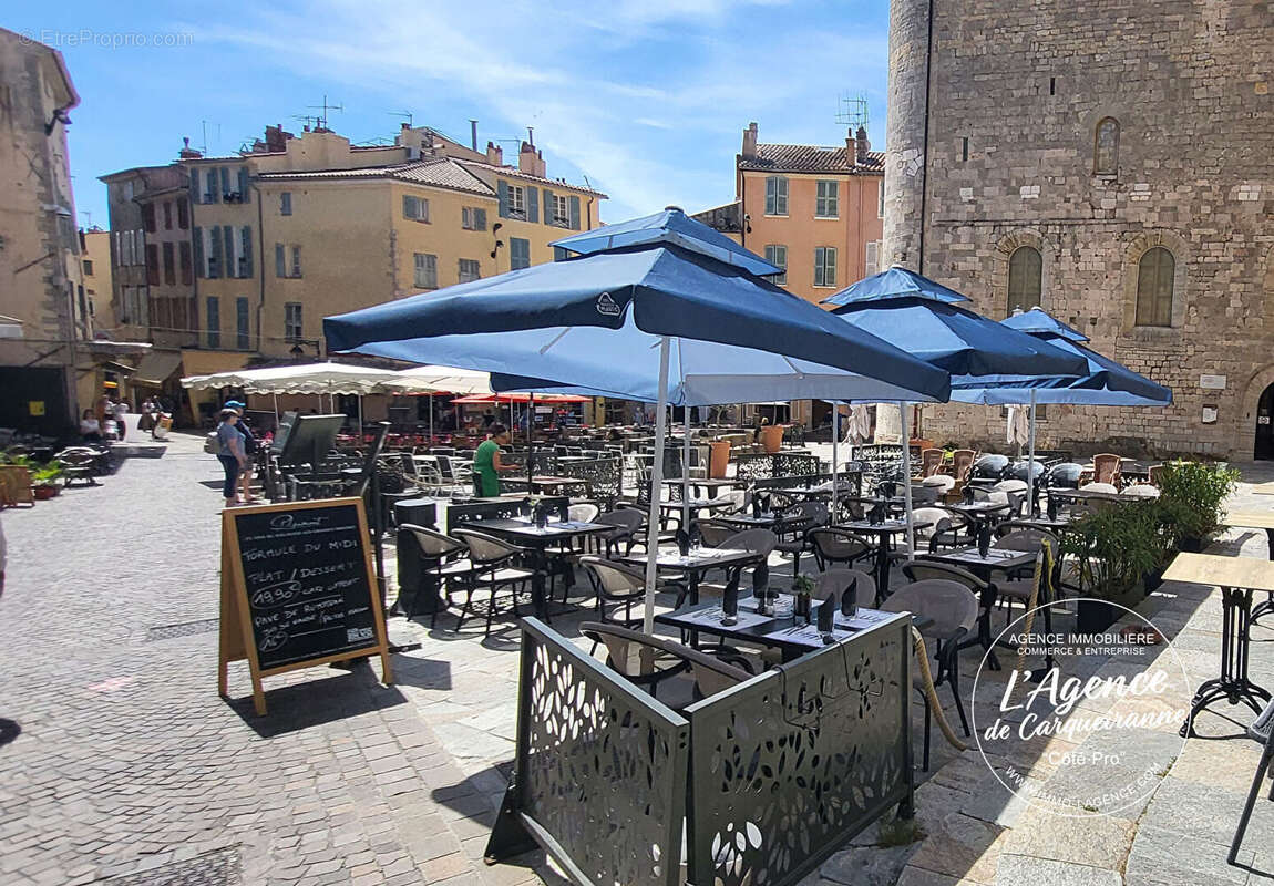 Commerce à HYERES