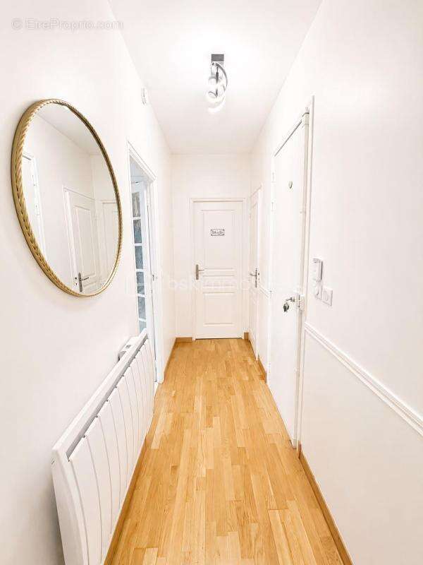 Appartement à PARIS-11E
