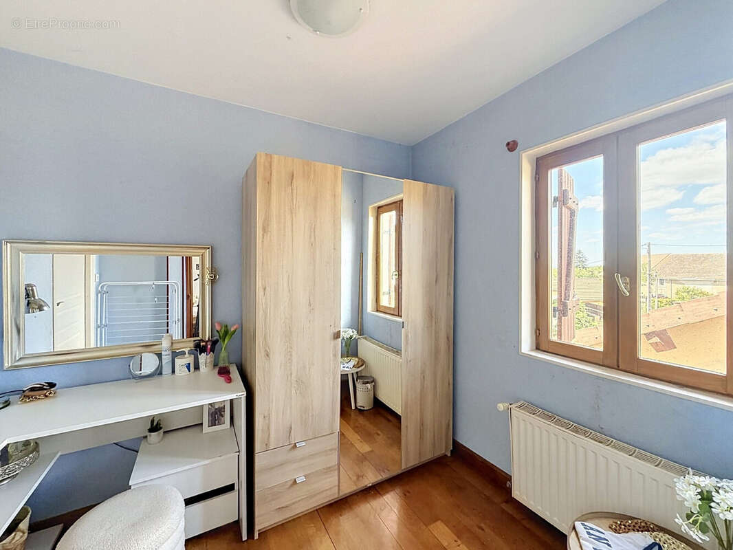 Maison 130 m² à Lux  - photo 4