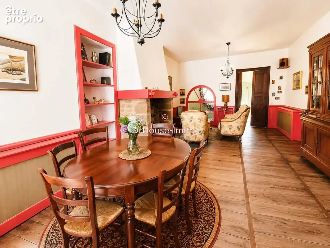 Maison 6 pièces 230 m² à vendre à Oloron-Sainte-Marie (64400) - photo 5