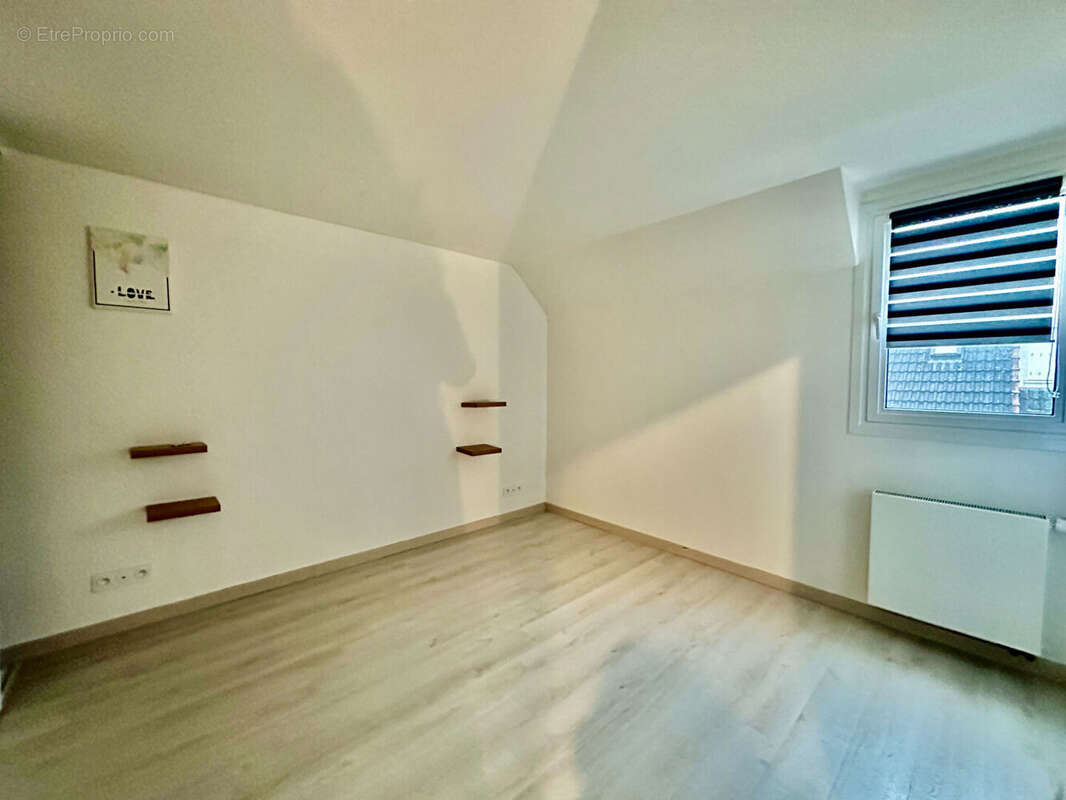 Maison à SAINT-FARGEAU-PONTHIERRY