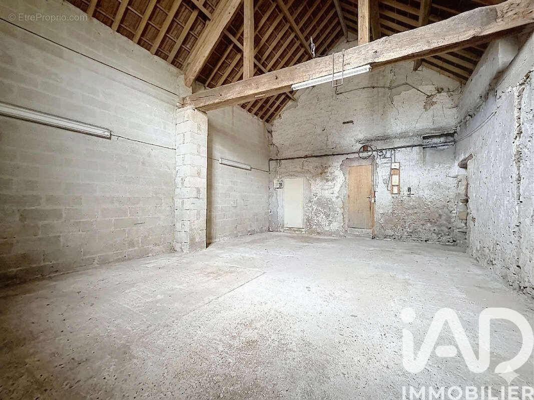 Photo 2 - Maison à QUINCY-VOISINS