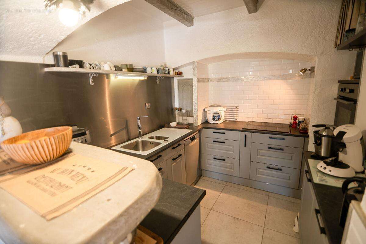 Maison à BORMES-LES-MIMOSAS