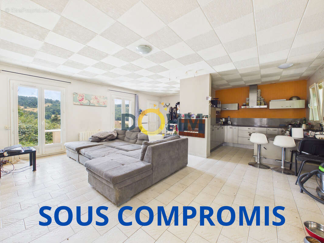 Maison à LA FOUILLOUSE