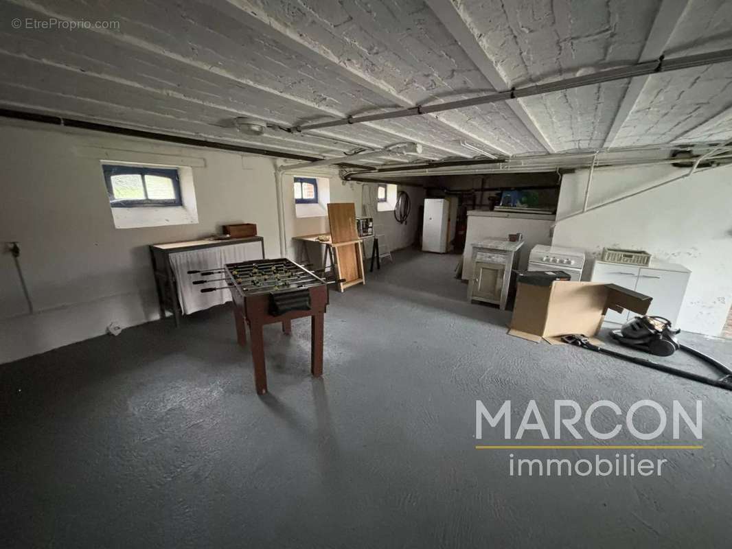 Maison à SAINT-MERD-LA-BREUILLE