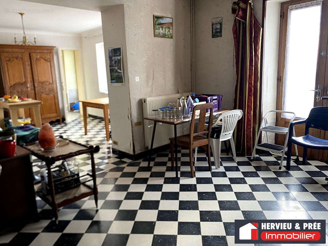 Maison à SAINT-CONTEST