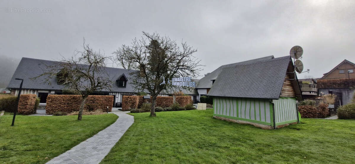 Maison à LE HANOUARD