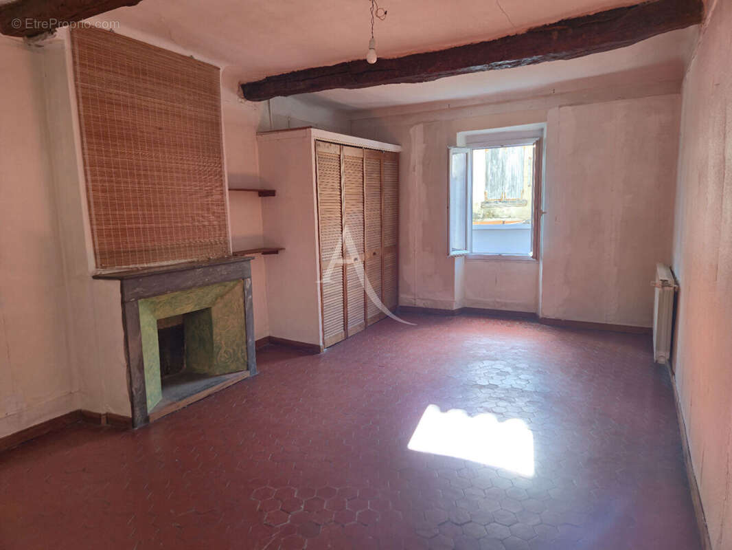 Maison à LA CRAU