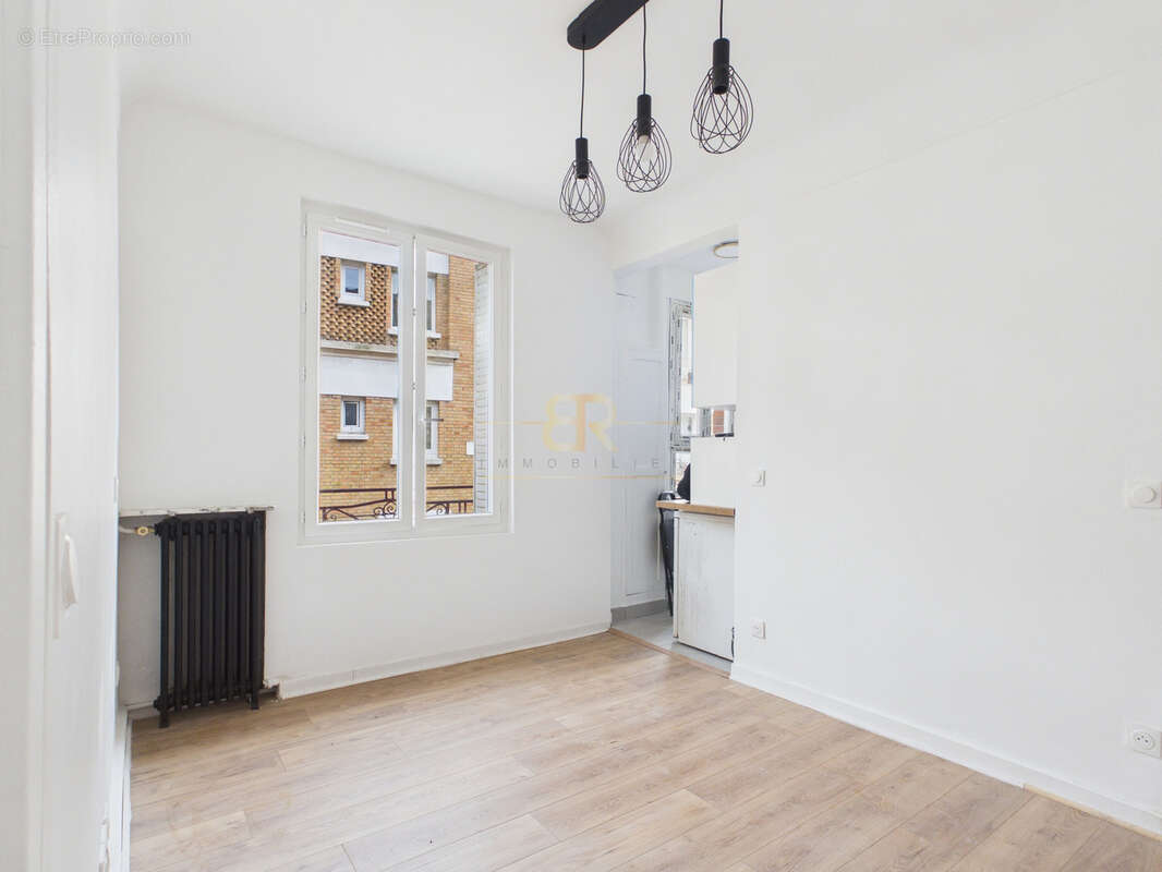 Appartement à AUBERVILLIERS