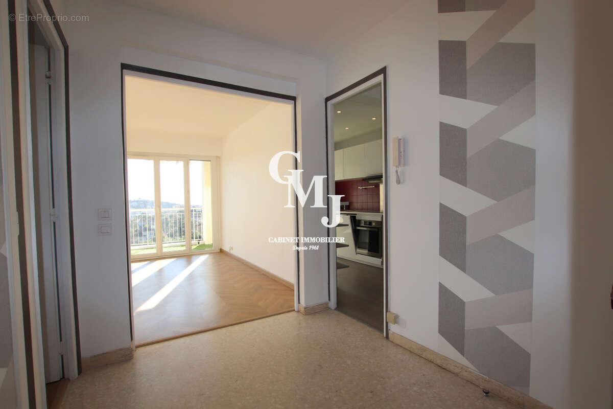 Appartement à SAINT-RAPHAEL